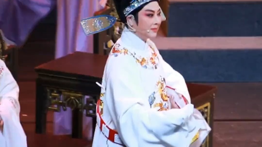 顾盼雄飞~只能是我们三姑爷❤️